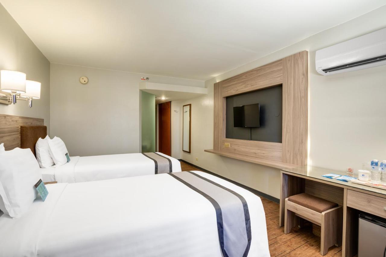 טומון Guam Plaza Resort מראה חיצוני תמונה