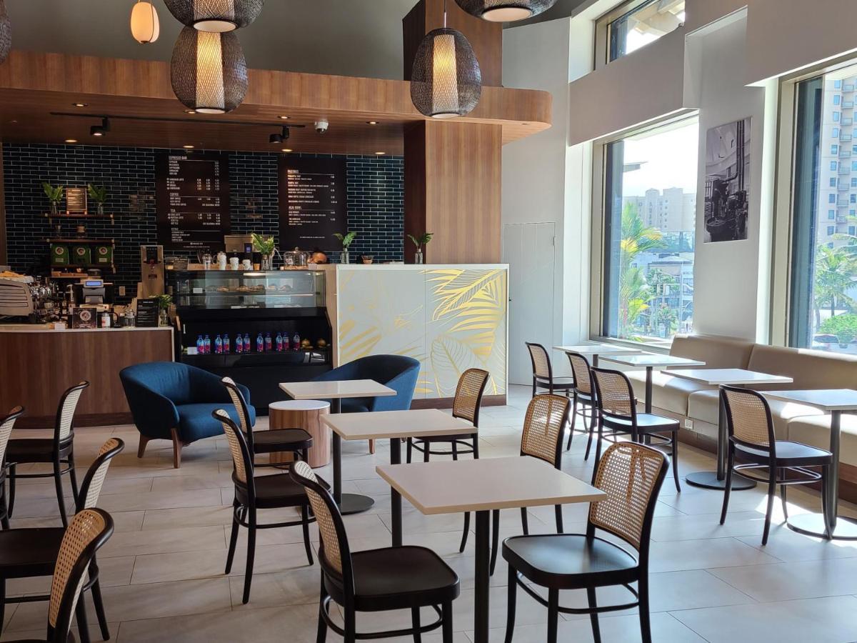 טומון Guam Plaza Resort מראה חיצוני תמונה