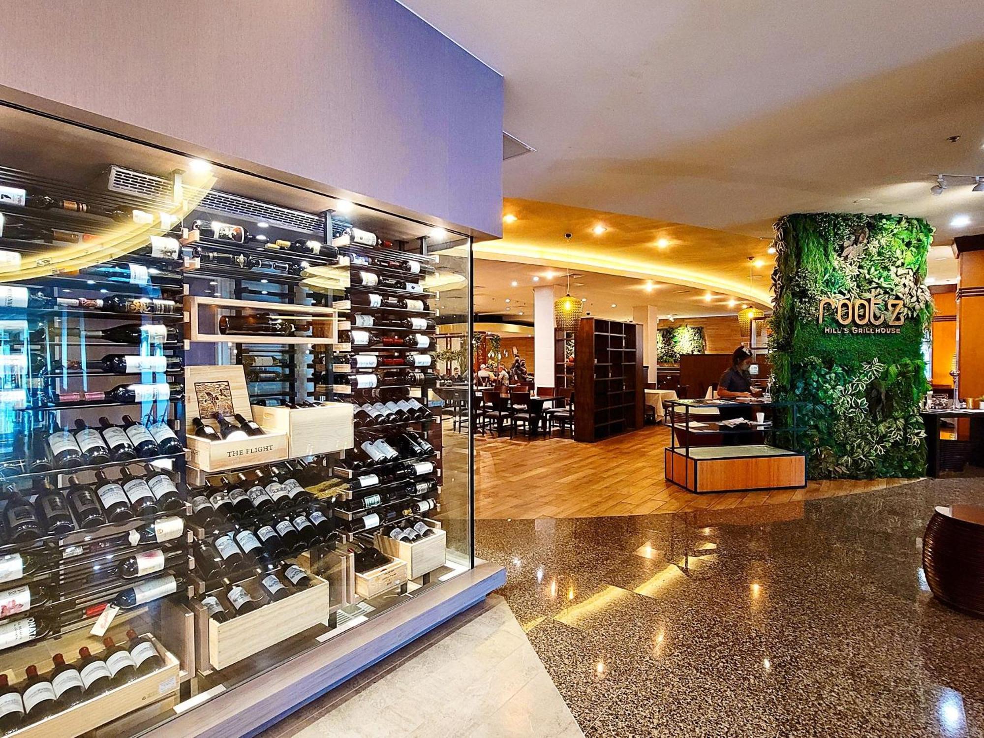 טומון Guam Plaza Resort מראה חיצוני תמונה